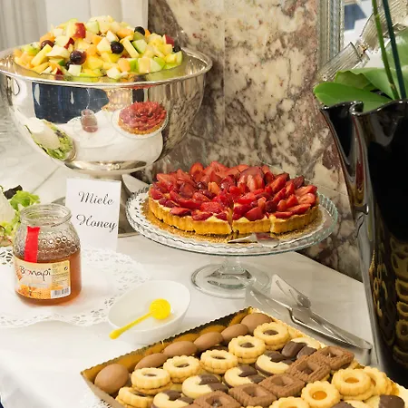 Hotel Montecarlo 3*