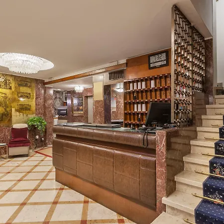 Montecarlo Hotel 3*