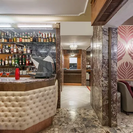 Hotel Montecarlo 3*