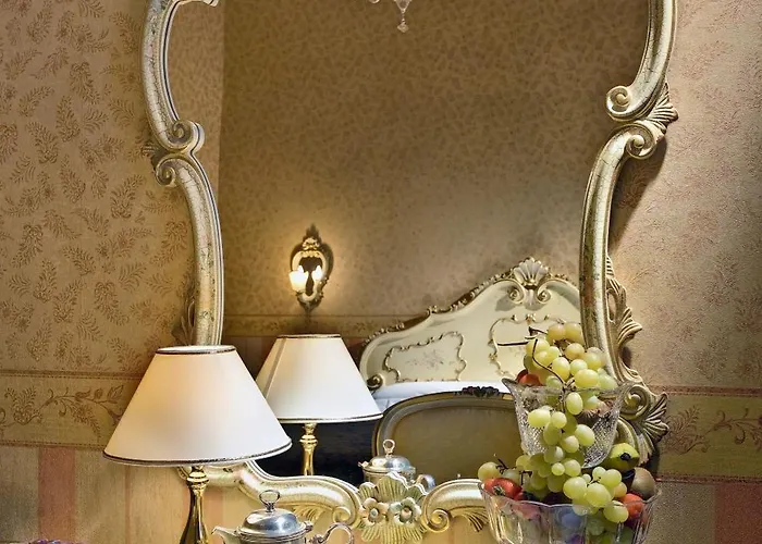 Отель Montecarlo 3*