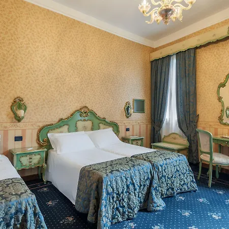 Montecarlo Hotel