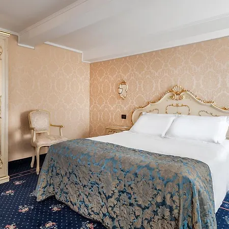 فندق Montecarlo