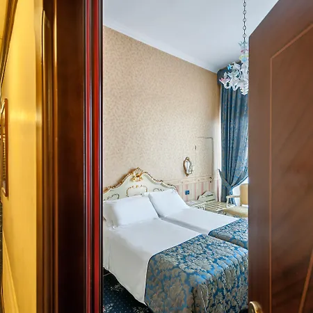 Montecarlo Hotel Venecia