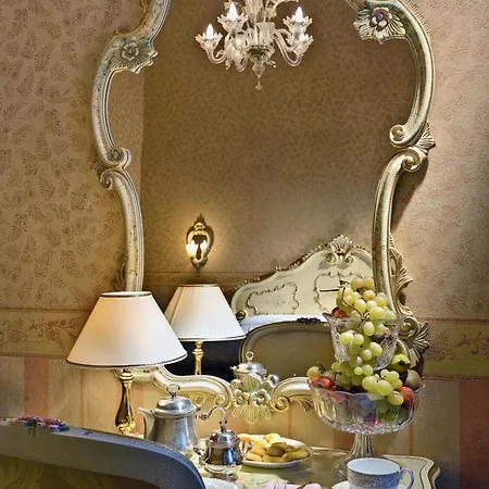 Hotel Montecarlo 3*